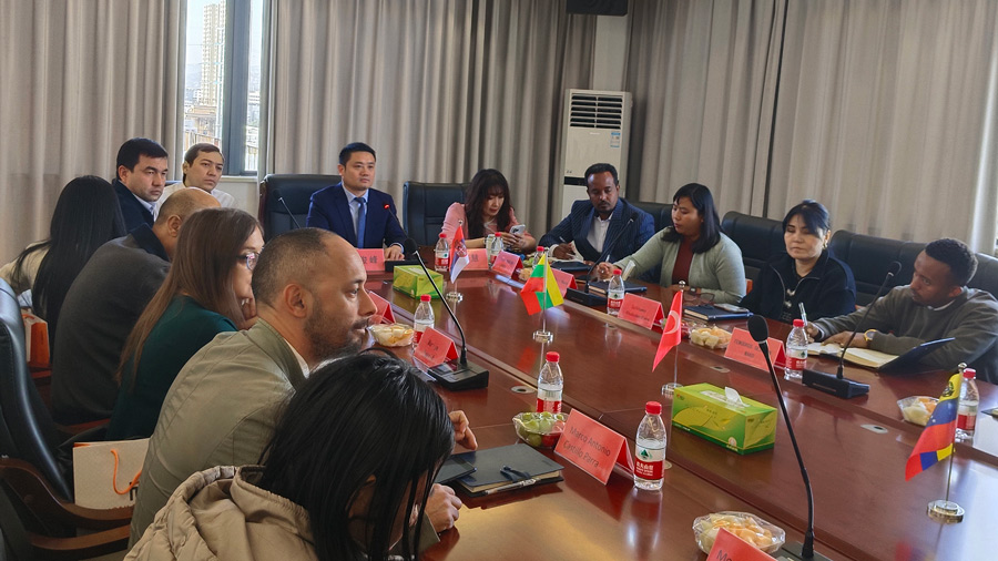 4 Conference room communication